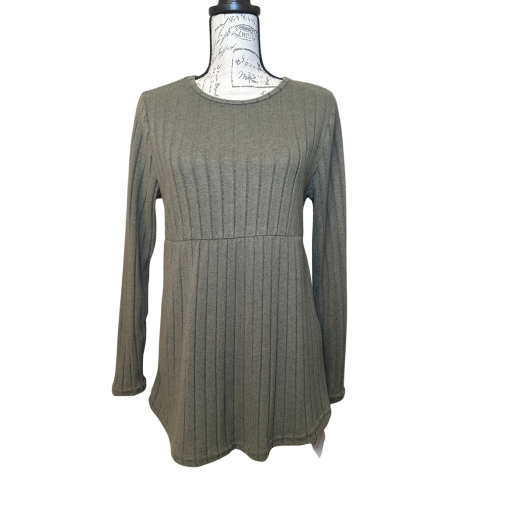 Brand Unknown Size Small NWT Boutique Green Ribbed Sweater